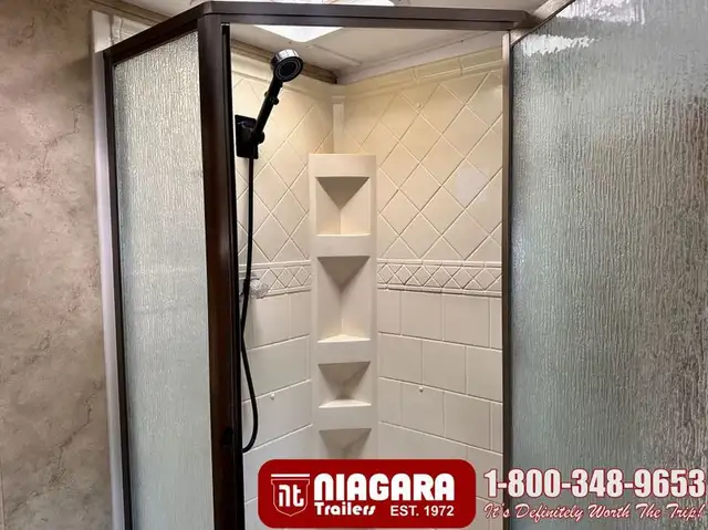 2008 KEYSTONE COUGAR 311RLS Fifth Wheel - Photo 24