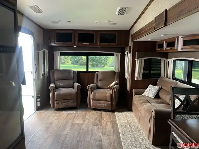 2018 JAYCO EAGLE 26.5RLDS Fifth Wheel - Photo 7