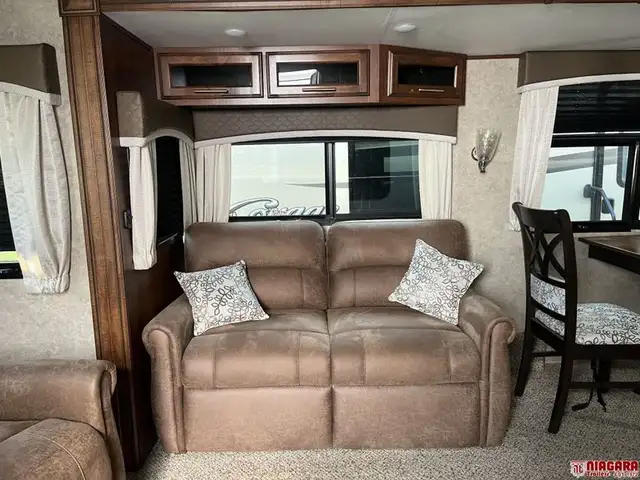2018 JAYCO EAGLE 26.5RLDS Fifth Wheel - Photo 16