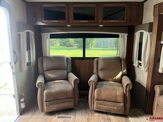 2018 JAYCO EAGLE 26.5RLDS Fifth Wheel - Photo 17