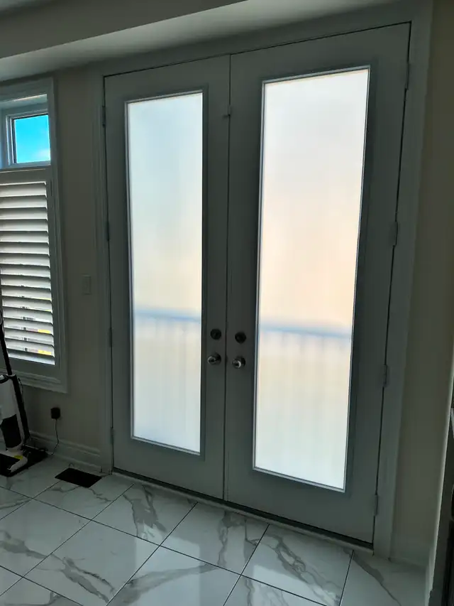 Privacy Film - Photo 7