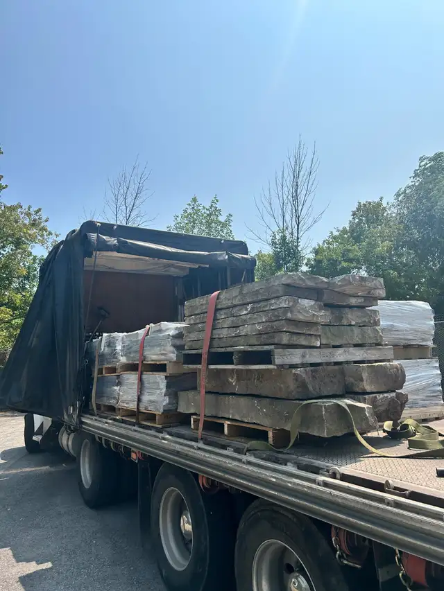 FLATBED & MOFFETT DELIVERY SERVICES - Photo 11