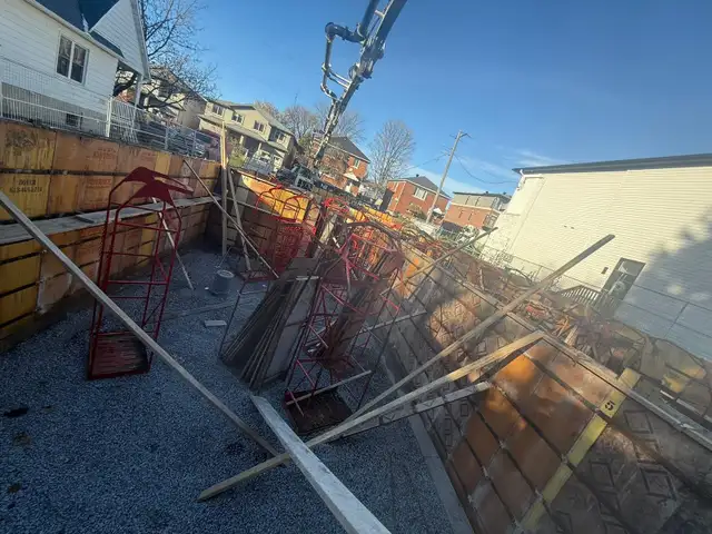 Strong, Young, Experienced Construction Worker Available to Work - Photo 2