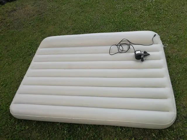 Snow Tube and Water Raft - Photo 2