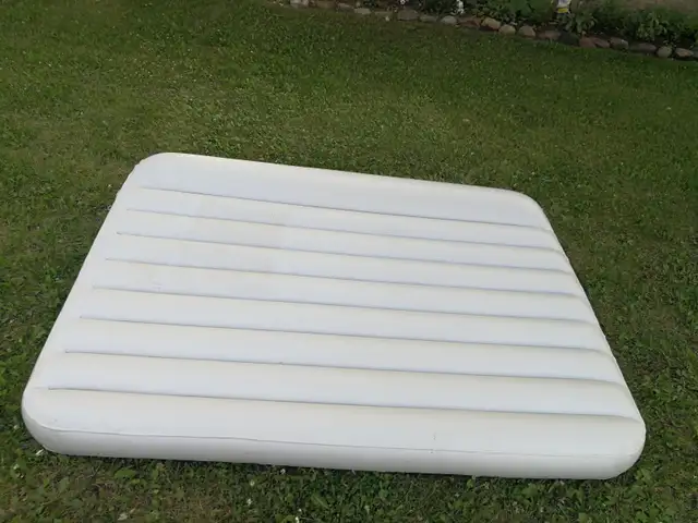 Snow Tube and Water Raft - Photo 3