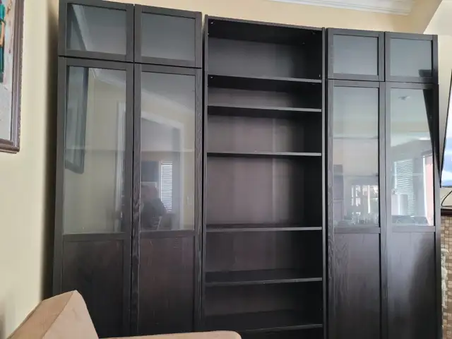 Wall Units 32x92 $400 Etobicoke