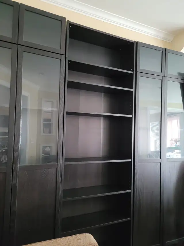 Wall Units 32x92 $400 Etobicoke - Photo 4