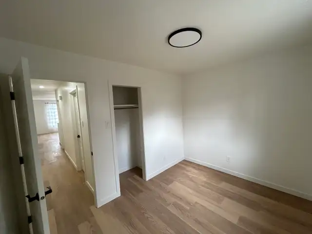 large 3 bedroom home for rent - Photo 9