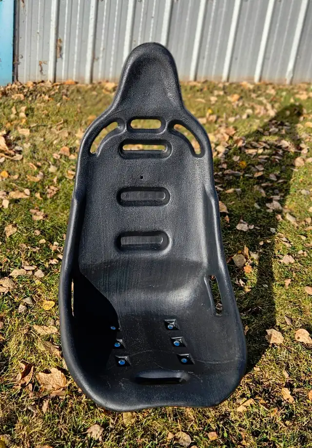 Seat and Cover 8000S Poly Hi-Back