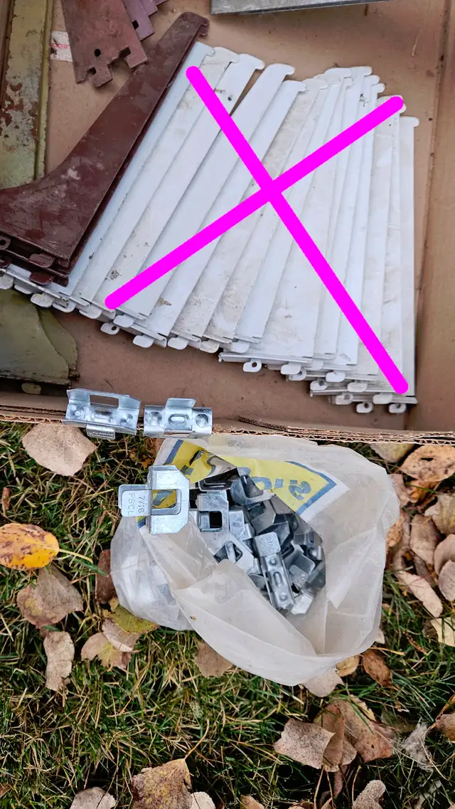 Joist Hanger and Shelf Brackets - Photo 3