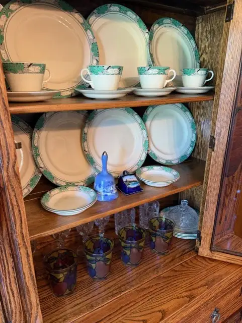 Antique Hall Stand and China Cabinet For sale - Photo 9