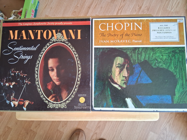 ECLECTIC BOX SET COLLECTIONS OF LPS - Photo 2