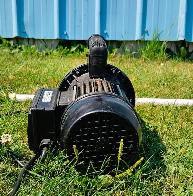 Water Transfer Pump - Photo 3