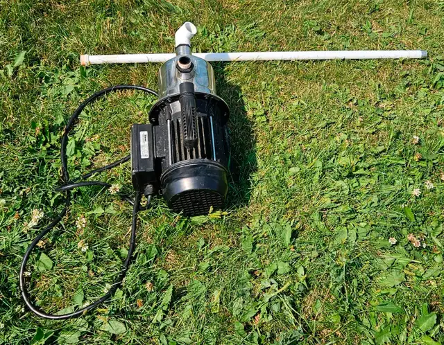 Water Transfer Pump - Photo 5