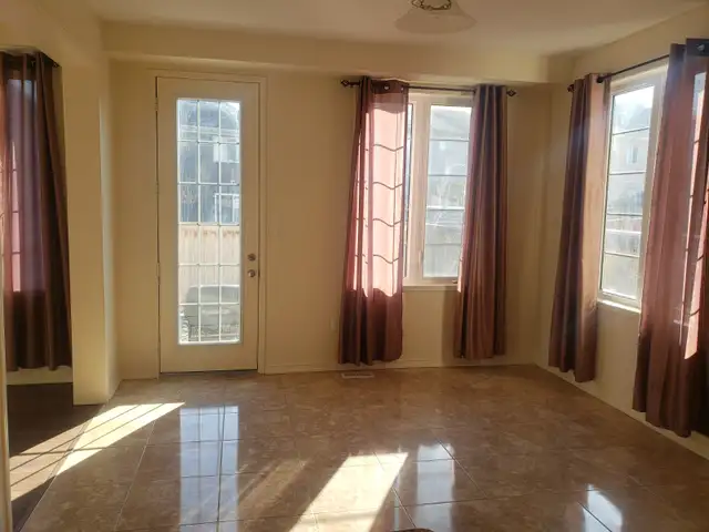 Room For Rent(North Oshawa) - Photo 9