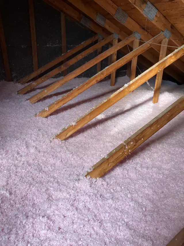 Spray Foam /Insulation - Photo 9