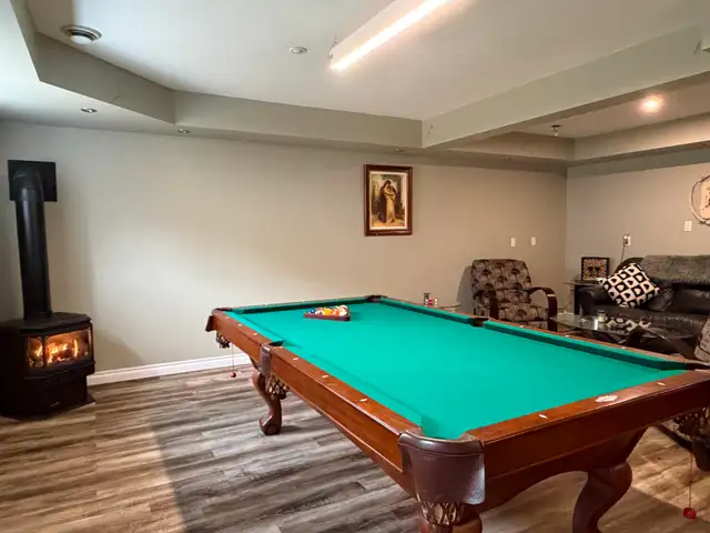 Beautiful Home in Callander just steps from North Bay - Photo 15