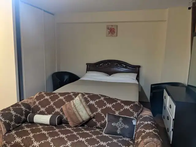 FURNISHED apartments in Toronto. No long term lease required. - Photo 3