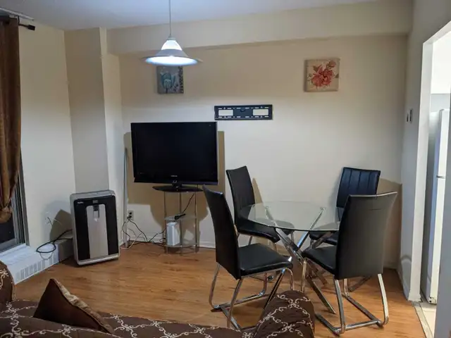 FURNISHED apartments in Toronto. No long term lease required. - Photo 7