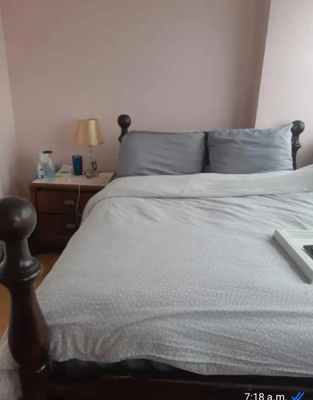 1 Room for Rent in 2 Bedroom Apartment in North York - Photo 2