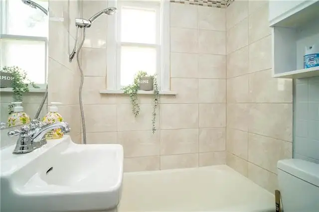 CUTE 2 BEDROOM WEST END HOUSE FOR RENT JULY OR AUG - Photo 7