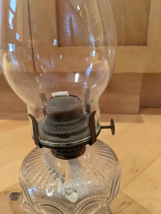 Gorgeous Zipper Pattern Oil Lamp Circa 1890 - Photo 6