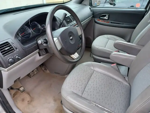 2008 Chevy Uplander 7 Pass. $1000 - Photo 5