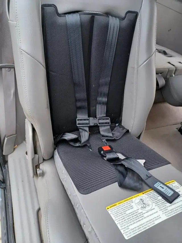 2008 Chevy Uplander 7 Pass. $1000 - Photo 10