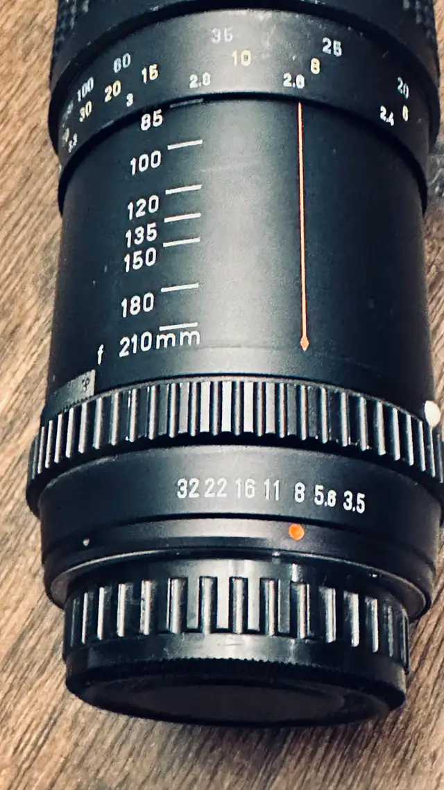 Pentax 85 – 210mm f3.5 Manual Focus Lens - Photo 2