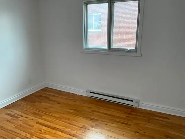 5.5, St. Léonard, grand, lumineux, propre, 1 juillet ou avant - Photo 7