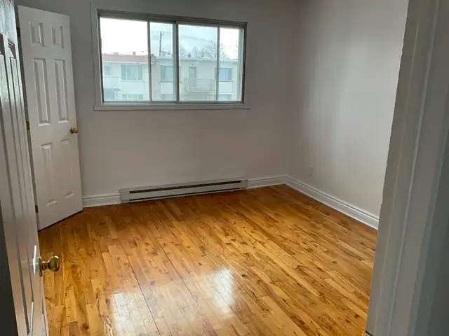 5.5, St. Léonard, grand, lumineux, propre, 1 juillet ou avant - Photo 9