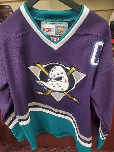 Mighty Ducks Conway jersey size 52