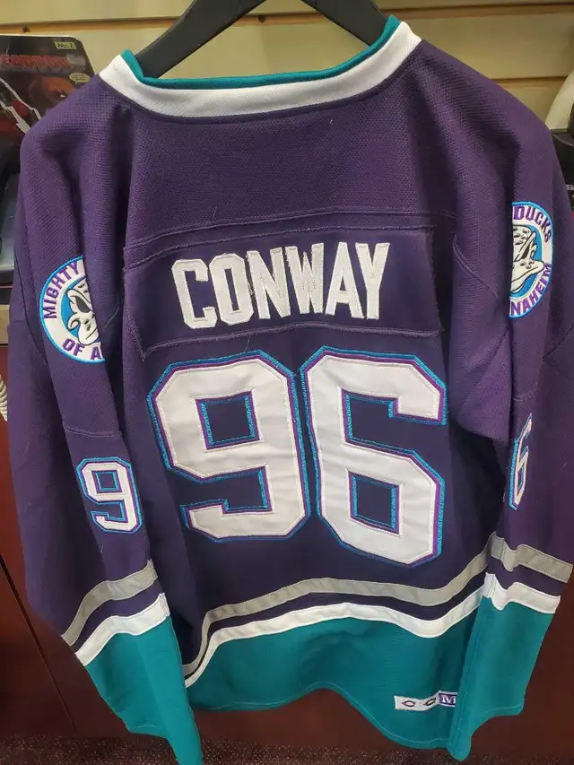 Mighty Ducks Conway jersey size 52 - Photo 2