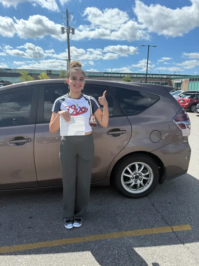 Female Certified Driving instructor - Photo 3