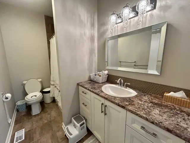 STUNNING 3 Bedroom Luxury Townhome in VINELAND! - Photo 13