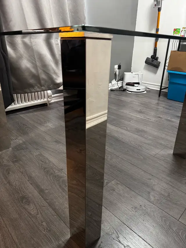 glass dinner table - Photo 3