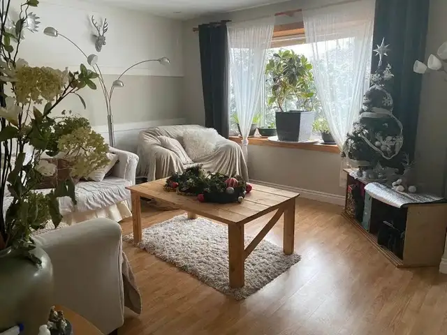 2 Furnished Rooms For Rent, FEMALE ONLY near Western Uni - Photo 6