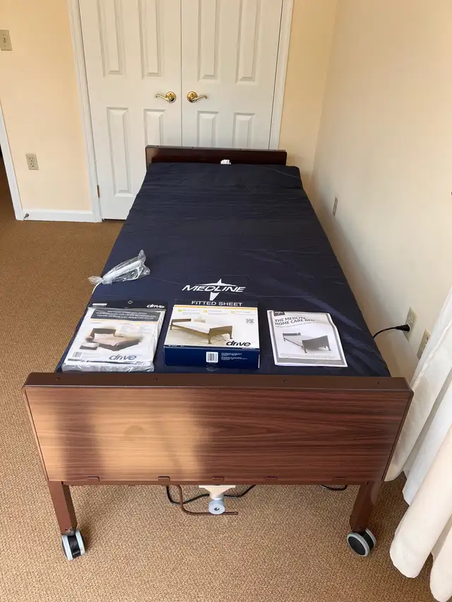 DRIVE MEDICAL FITTED SHEETS & MATTRESS PROTECTOR (HOSPITAL BED) - Photo 2