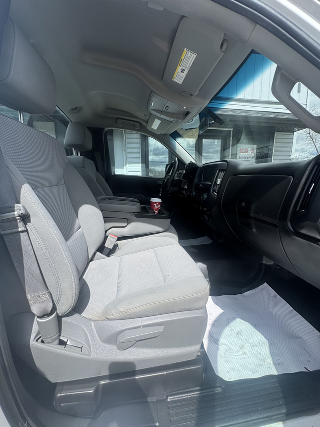 2018 Chevrolet Silverado 1500 Work Truck 8 FT BOX — CERTIFIED — - Photo 6