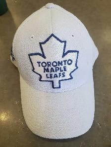 Toronto Maple Leafs Reebok hat sm