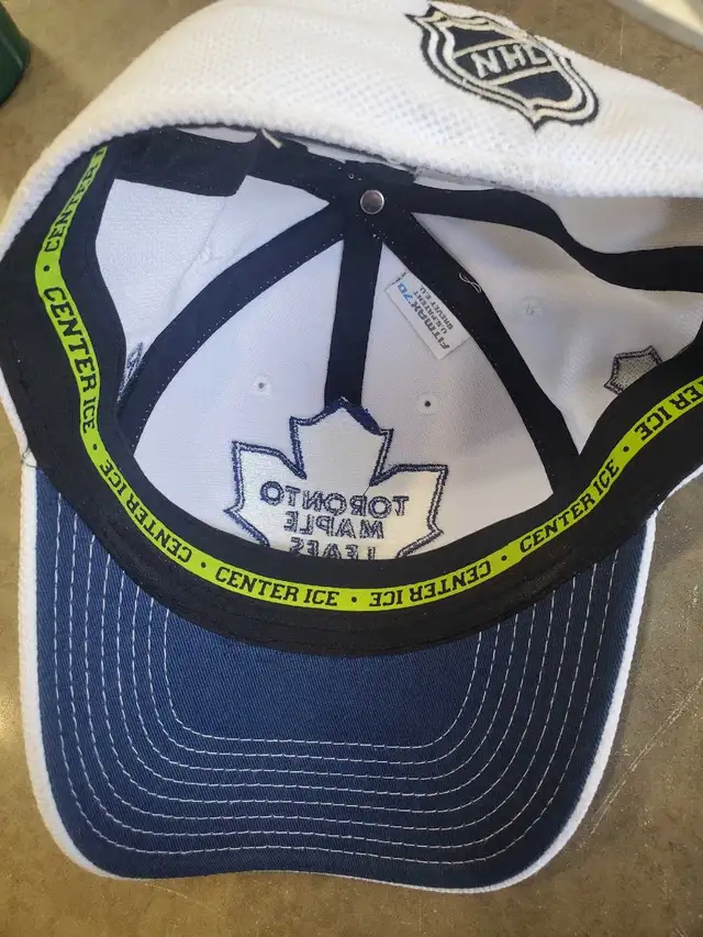 Toronto Maple Leafs Reebok hat sm - Photo 3
