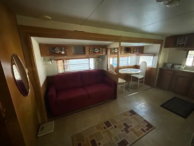 Beautiful trailer with full size add-on steps from the beach! - Photo 6