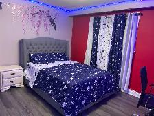 Fully furnished master bedroom for girls only, in Malton