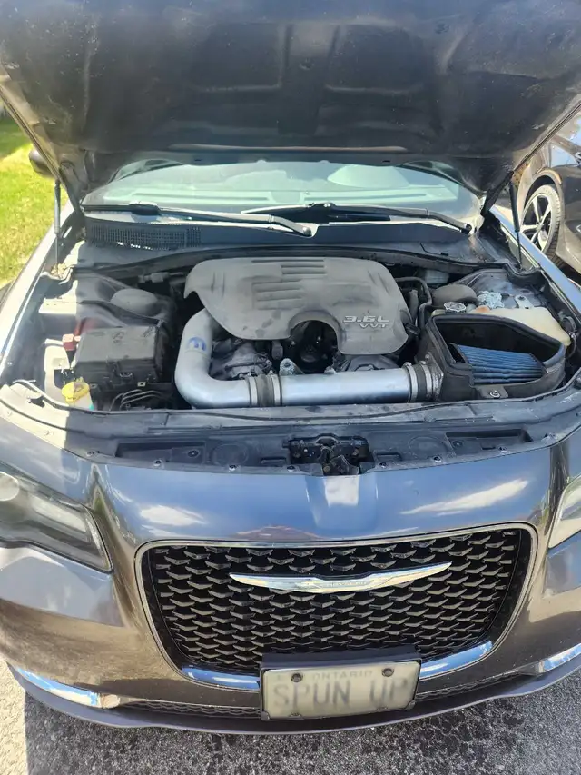 2015 Chrysler 300s - Photo 6