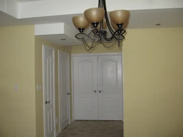 2 Beds 1 Bath Apartment - Photo 2