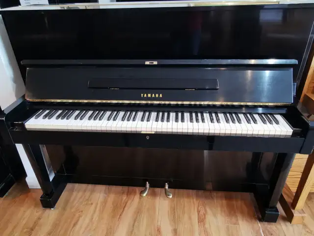 Great condition Yamaha U1, U3 pianos for sale - Photo 2