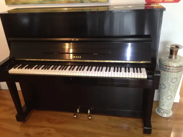 Great condition Yamaha U1, U3 pianos for sale - Photo 7