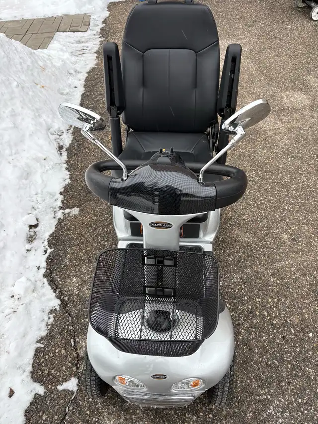 Mobility Scooter For Sale ( Like New) - Photo 4