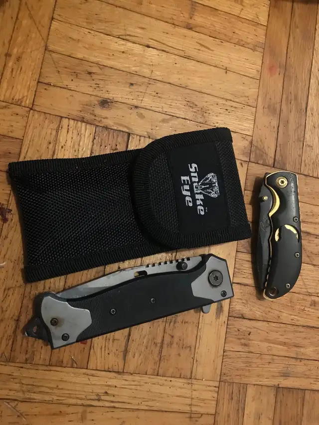 Lots Of Pocket Knives - Photo 5