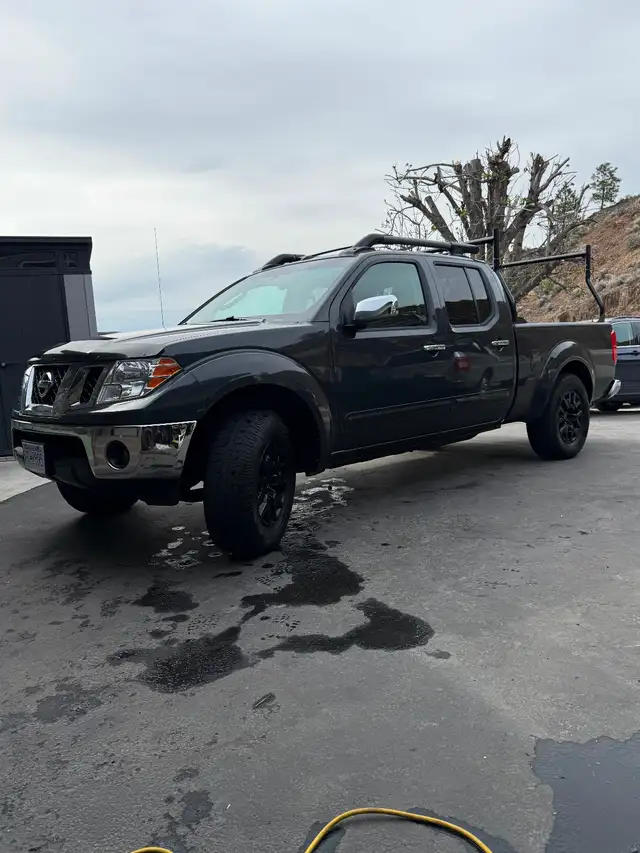 2011 Nissan Frontier Limited - Photo 6